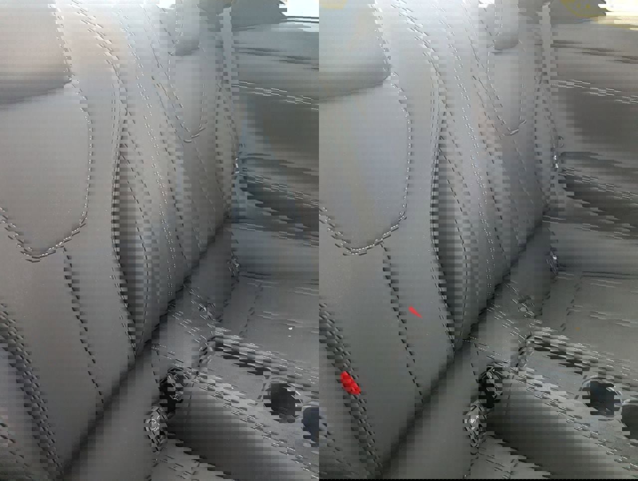 Certified 2018 INFINITI Q60 3.0t Luxe RWD image 14