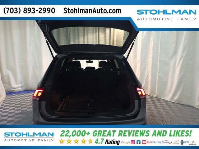 Used 2020 Volkswagen Tiguan SE R-Line image 36