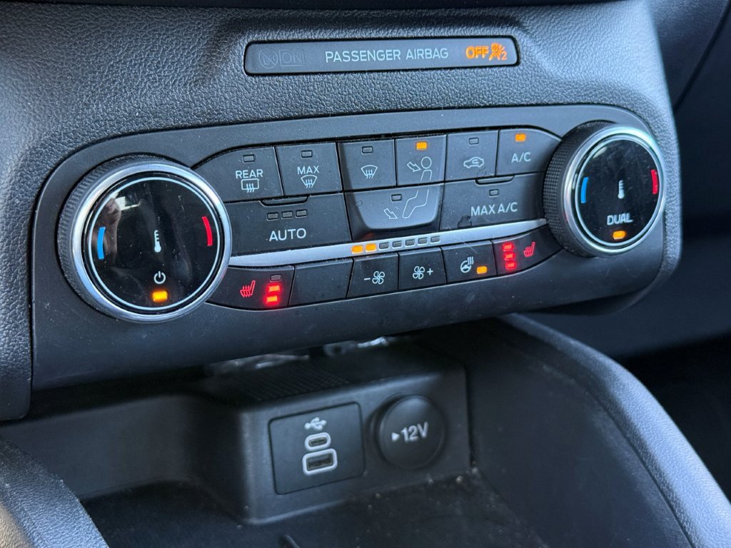 Used 2025 Ford Escape ST-Line Select AWD/4WD image 30