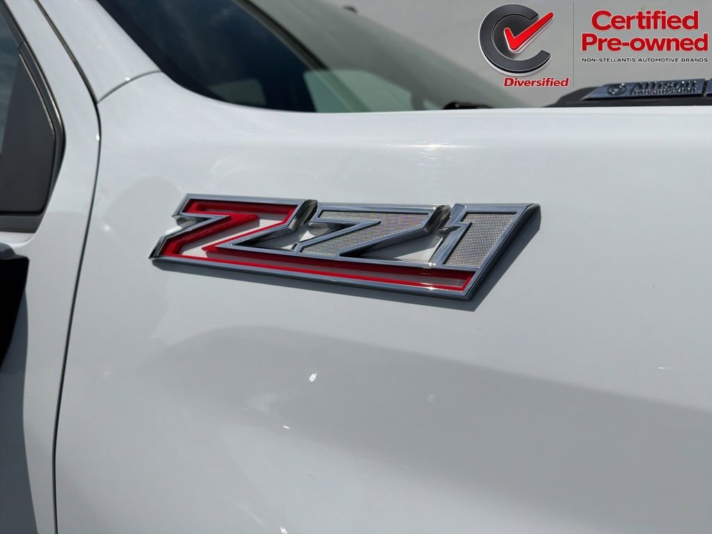 Used 2024 Chevrolet Silverado 2500 LT AWD/4WD image 11
