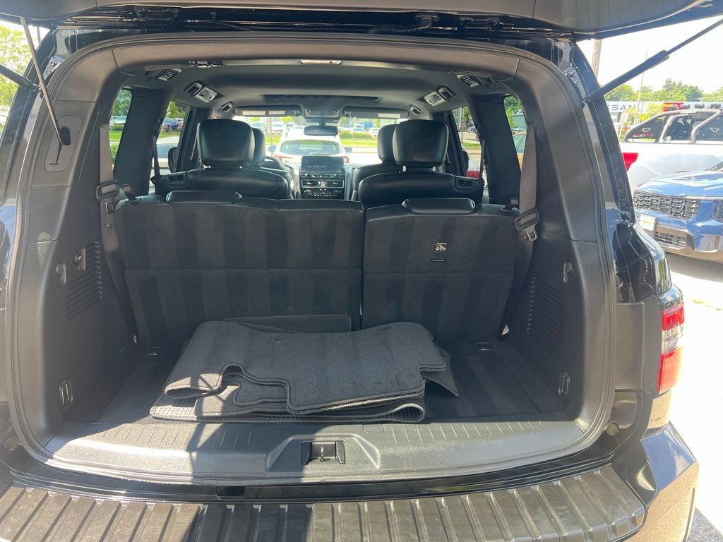 Certified 2023 Nissan Armada SL w/ Midnight Edition Package AWD/4WD image 12