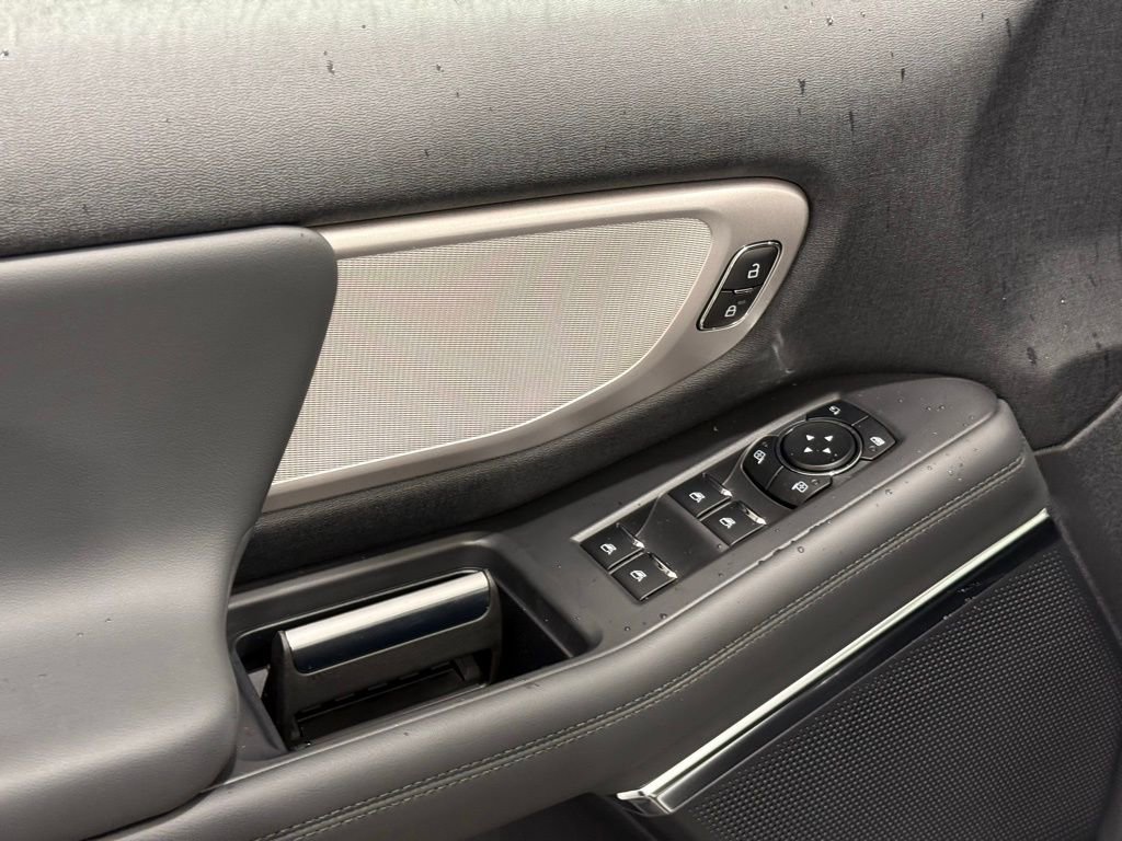 New 2026 Ford Expedition Active AWD/4WD image 19