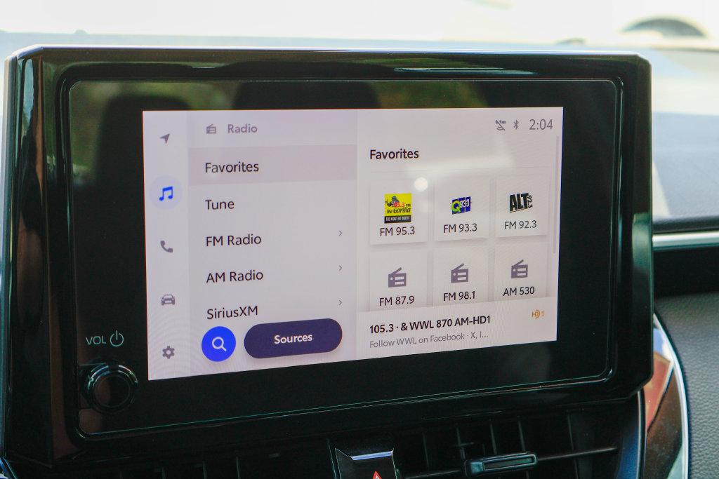 Used 2025 Toyota Corolla LE FWD image 6