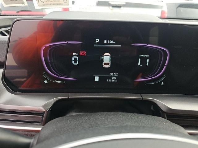 Used 2025 Kia Telluride S image 16