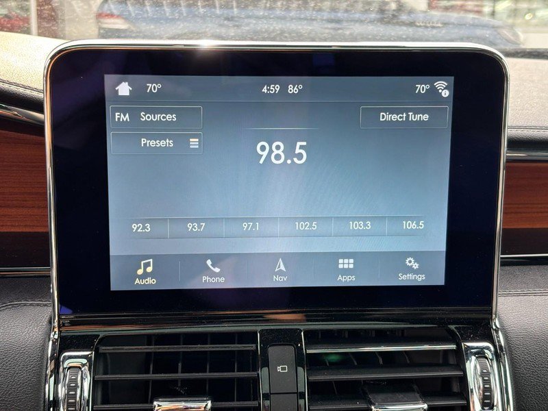 Used 2019 Lincoln Navigator Reserve image 21