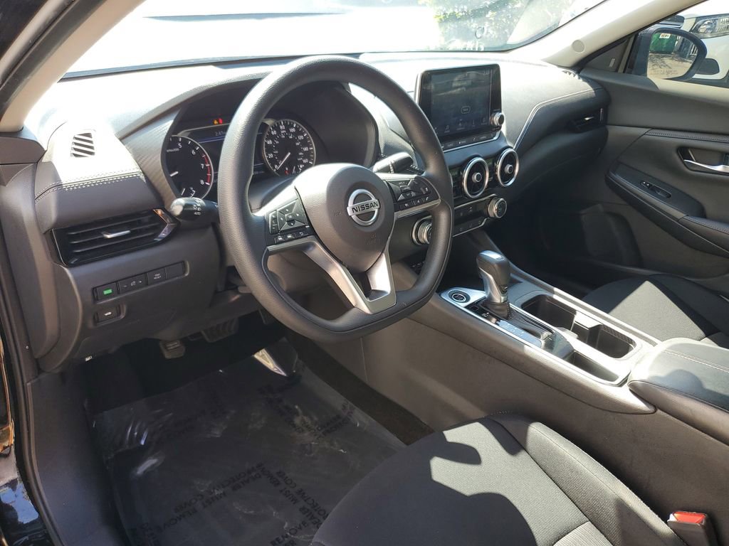 Used 2023 Nissan Sentra SV image 21