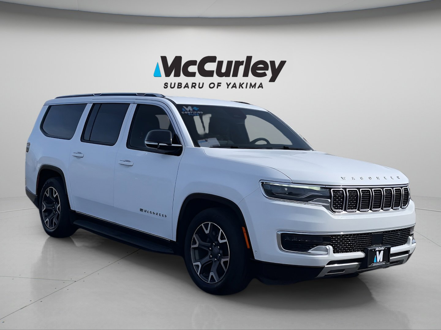 Used 2024 Jeep Wagoneer L Series III w/ Flexible Seating Group image 7