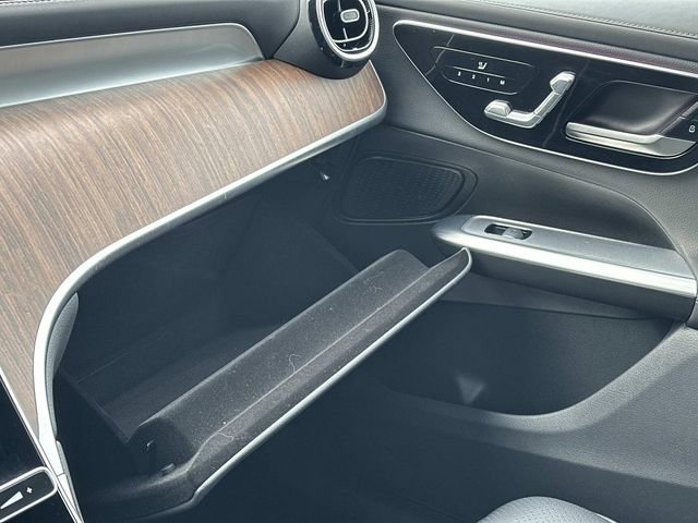 Certified 2025 Mercedes-Benz GLC 300 4MATIC image 31