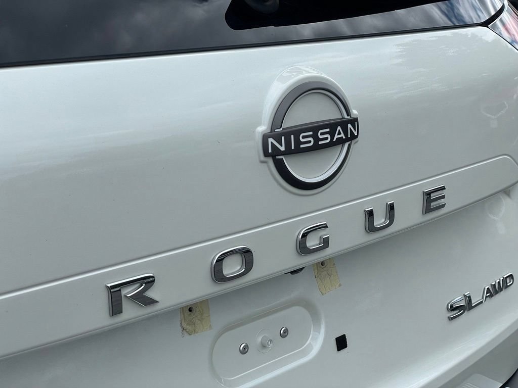 Certified 2023 Nissan Rogue SL w/ SL Premium Package AWD/4WD image 31