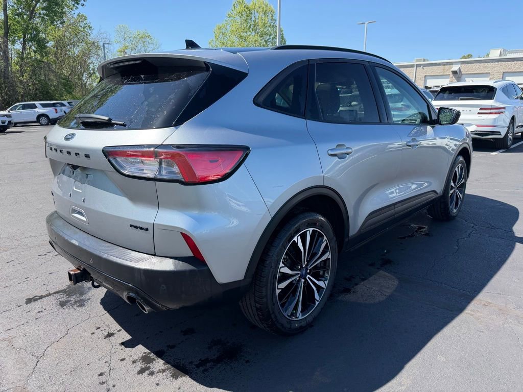 Used 2022 Ford Escape SEL w/ SEL Stealth AWD Package image 7