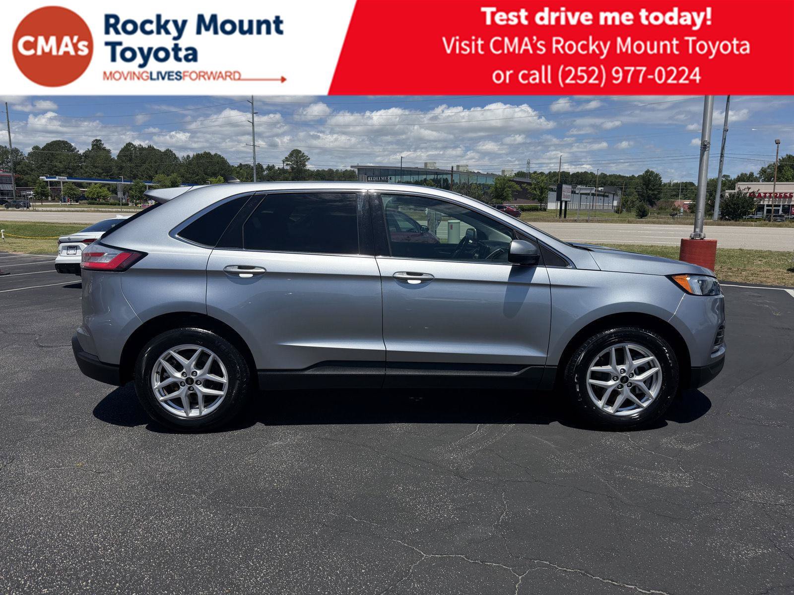 Used 2024 Ford Edge SEL AWD/4WD image 8