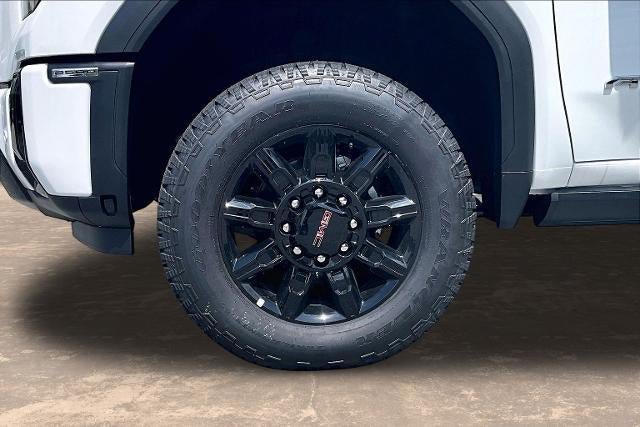 New 2026 GMC Sierra 2500 AT4 w/ AT4 Premium Plus Package AWD/4WD image 11