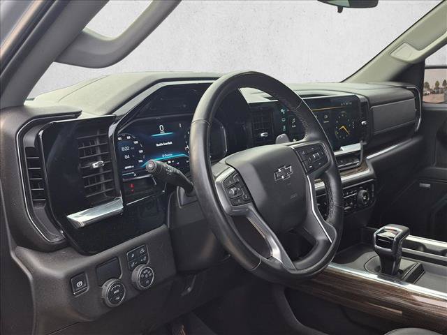 Used 2024 Chevrolet Silverado 1500 RST RWD image 9