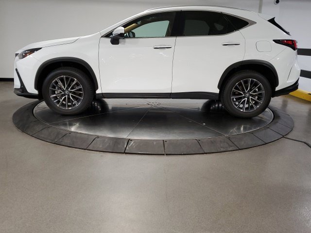 Used 2026 Lexus NX 350 AWD w/ Premium Package image 4