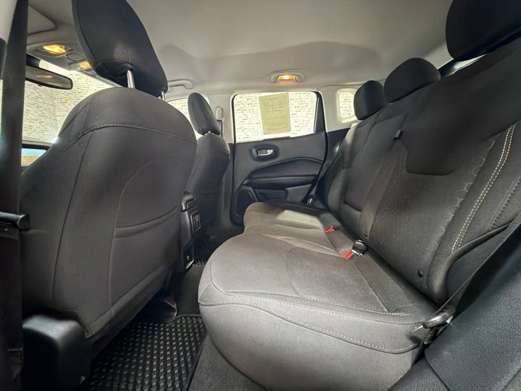 Used 2020 Jeep Compass Sport w/ Cold Weather Group FWD image 14