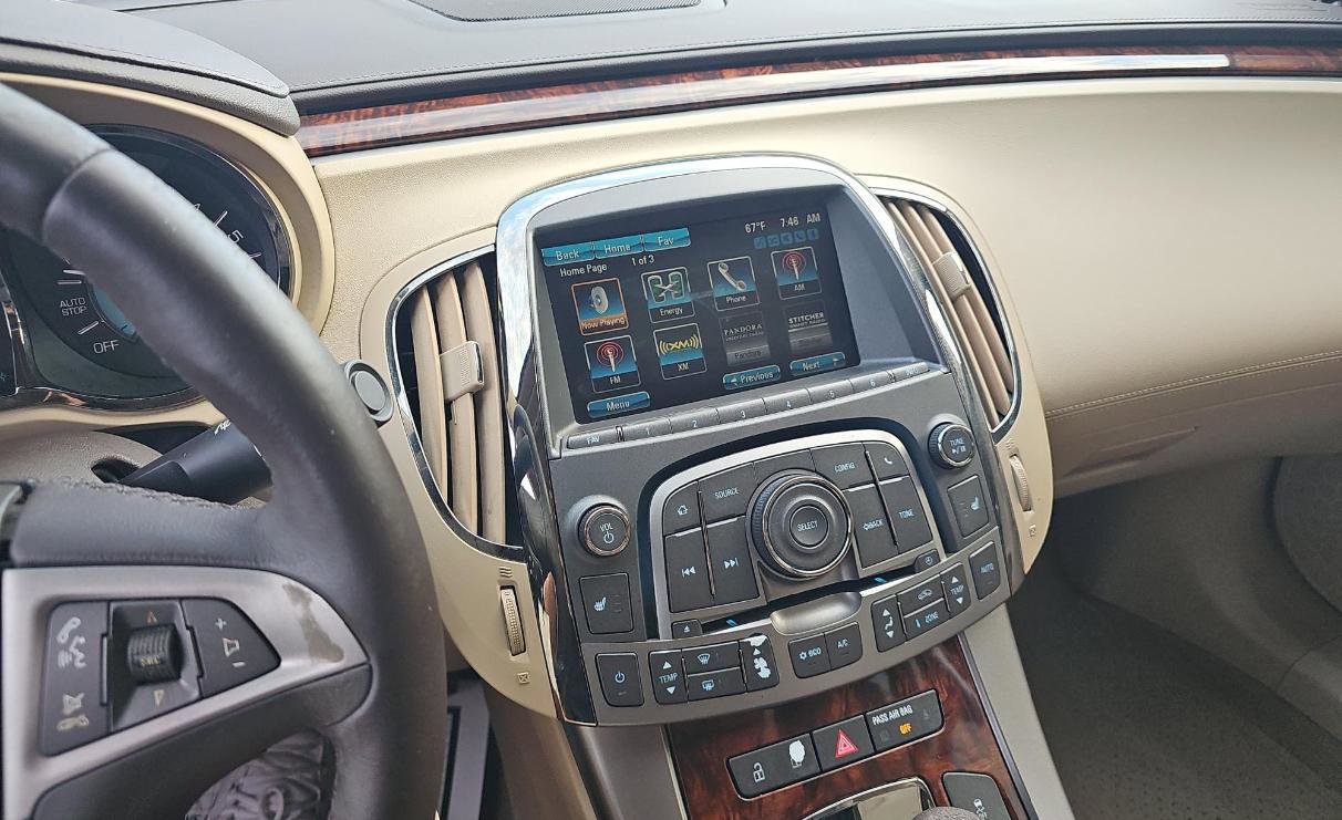 Used 2013 Buick LaCrosse Leather image 13