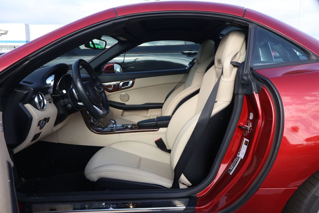 Used 2019 Mercedes-Benz SLC 300 image 9