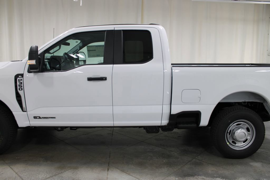 New 2026 Ford F350 XL image 5