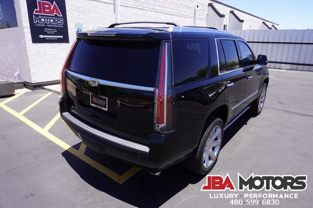 Used 2018 Cadillac Escalade Premium Luxury AWD/4WD image 68