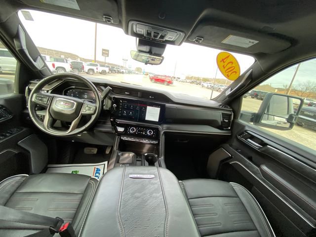 Used 2024 GMC Sierra 2500 AT4X image 17