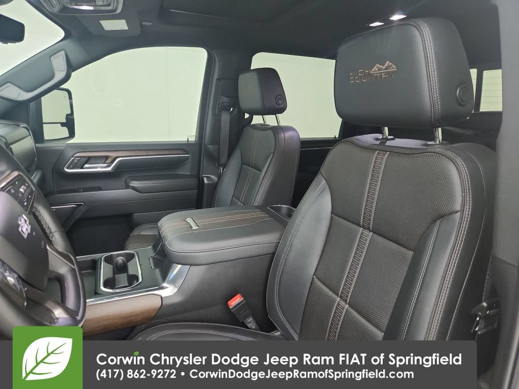 Used 2024 Chevrolet Silverado 3500 High Country w/ High Country Premium Package AWD/4WD image 18
