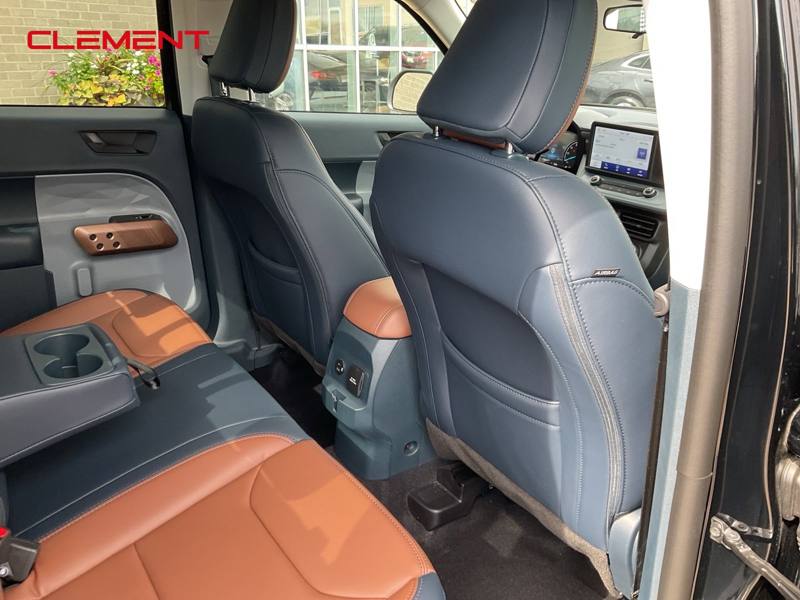 Used 2023 Ford Maverick Lariat w/ Lariat Luxury Package image 52