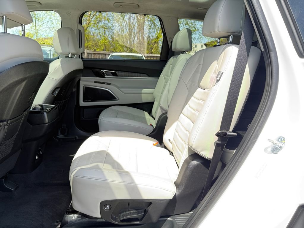 Certified 2024 Kia Telluride SX Prestige image 25