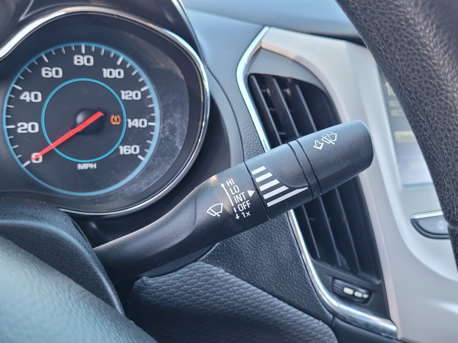 Used 2018 Chevrolet Cruze LS image 22