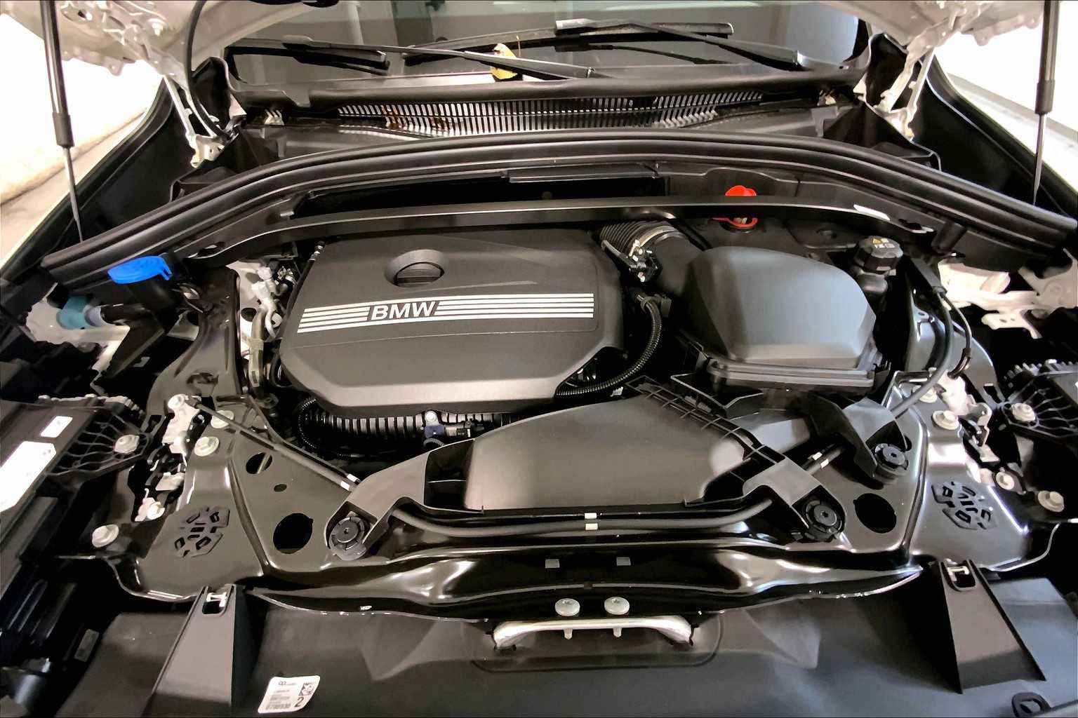 New 2026 BMW X1 xDrive28i w/ Convenience Package image 16