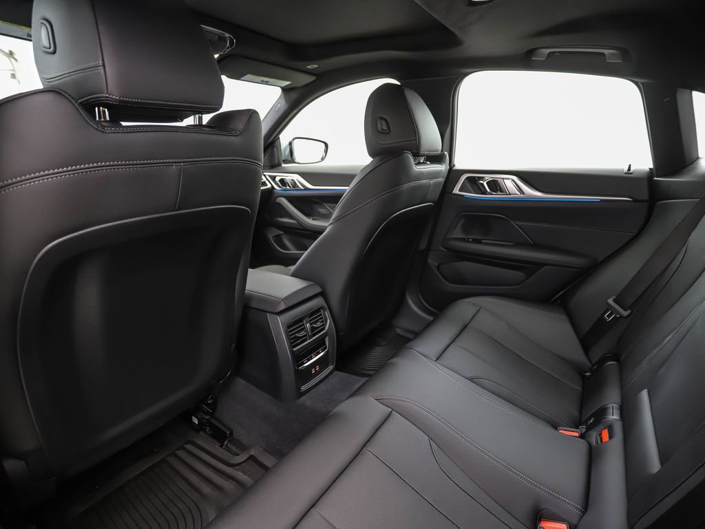 New 2026 BMW i4 xDrive40i w/ Parking Assistance Package image 21