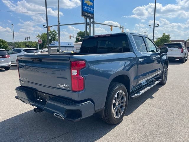 Used 2024 Chevrolet Silverado 1500 High Country w/ Technology Package AWD/4WD image 3