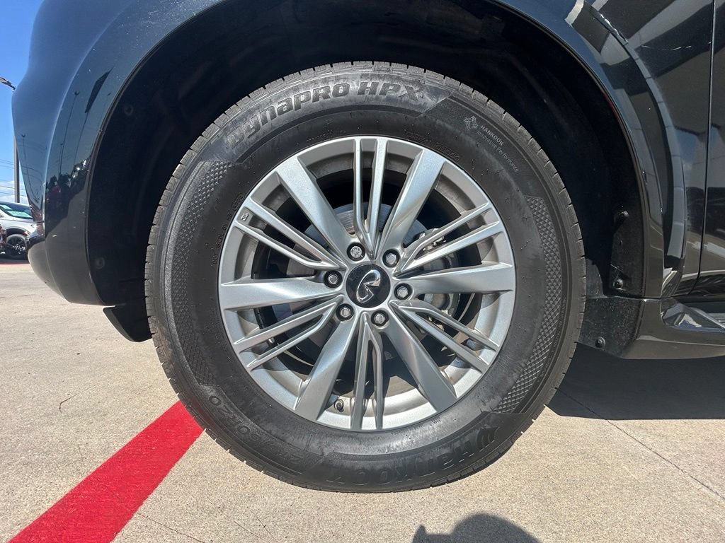 Used 2024 INFINITI QX80 Luxe w/ Cargo Package AWD/4WD image 6
