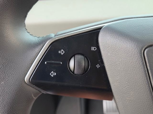 Used 2025 Tesla Cybertruck AWD Crew Cab image 23