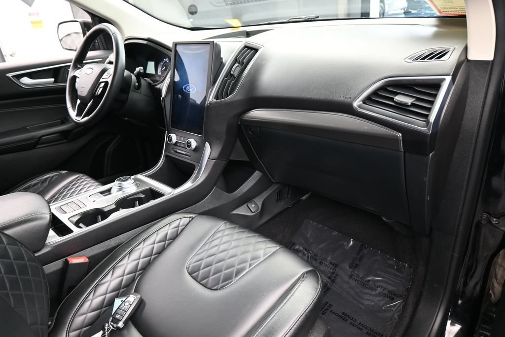 Used 2024 Ford Edge Titanium AWD/4WD image 48