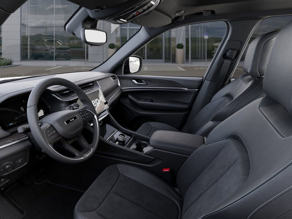 Used 2026 Jeep Grand Cherokee Altitude AWD/4WD image 22