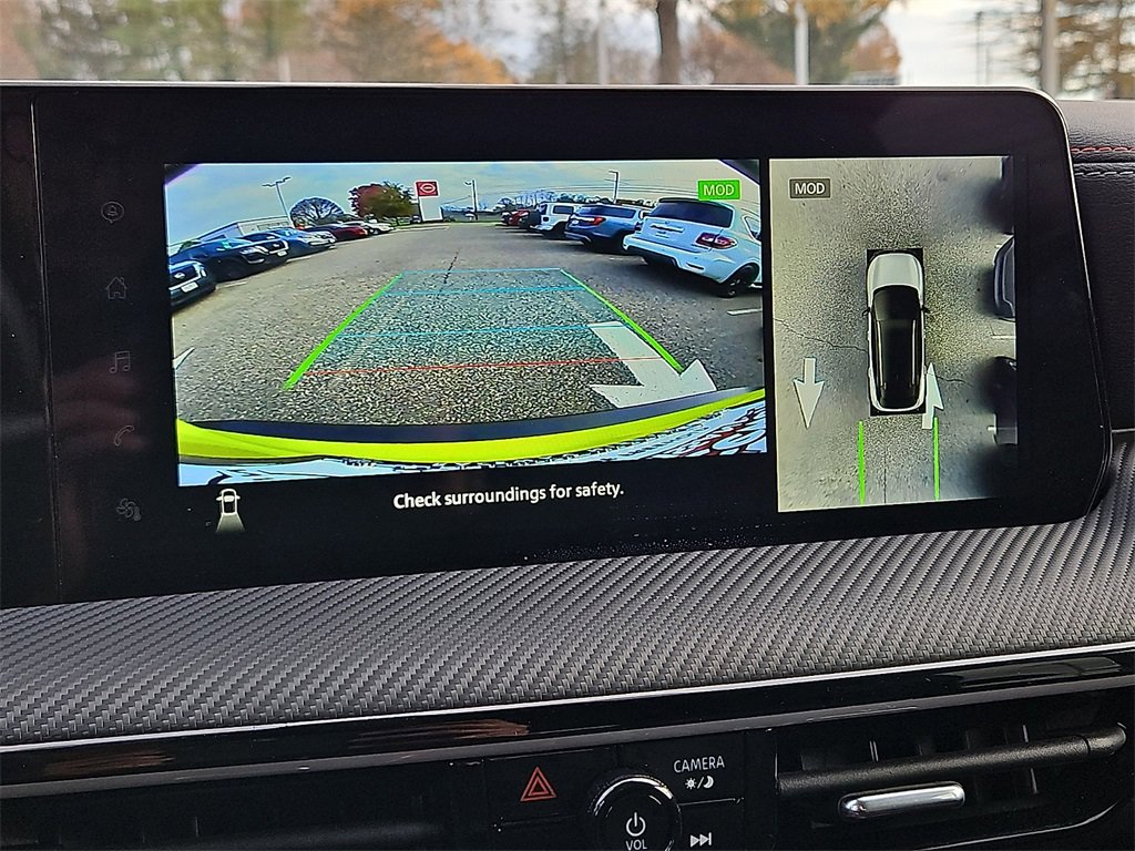 Certified 2025 Nissan Kicks SR w/ Illumination Package image 20