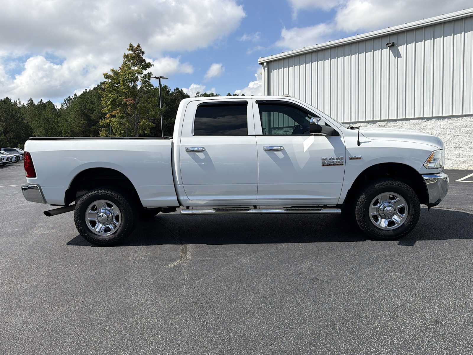 Used 2018 RAM 2500 Tradesman w/ Chrome Appearance Group AWD/4WD image 23