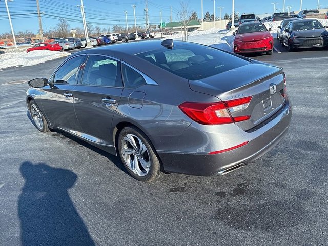 Used 2018 Honda Accord Touring image 12