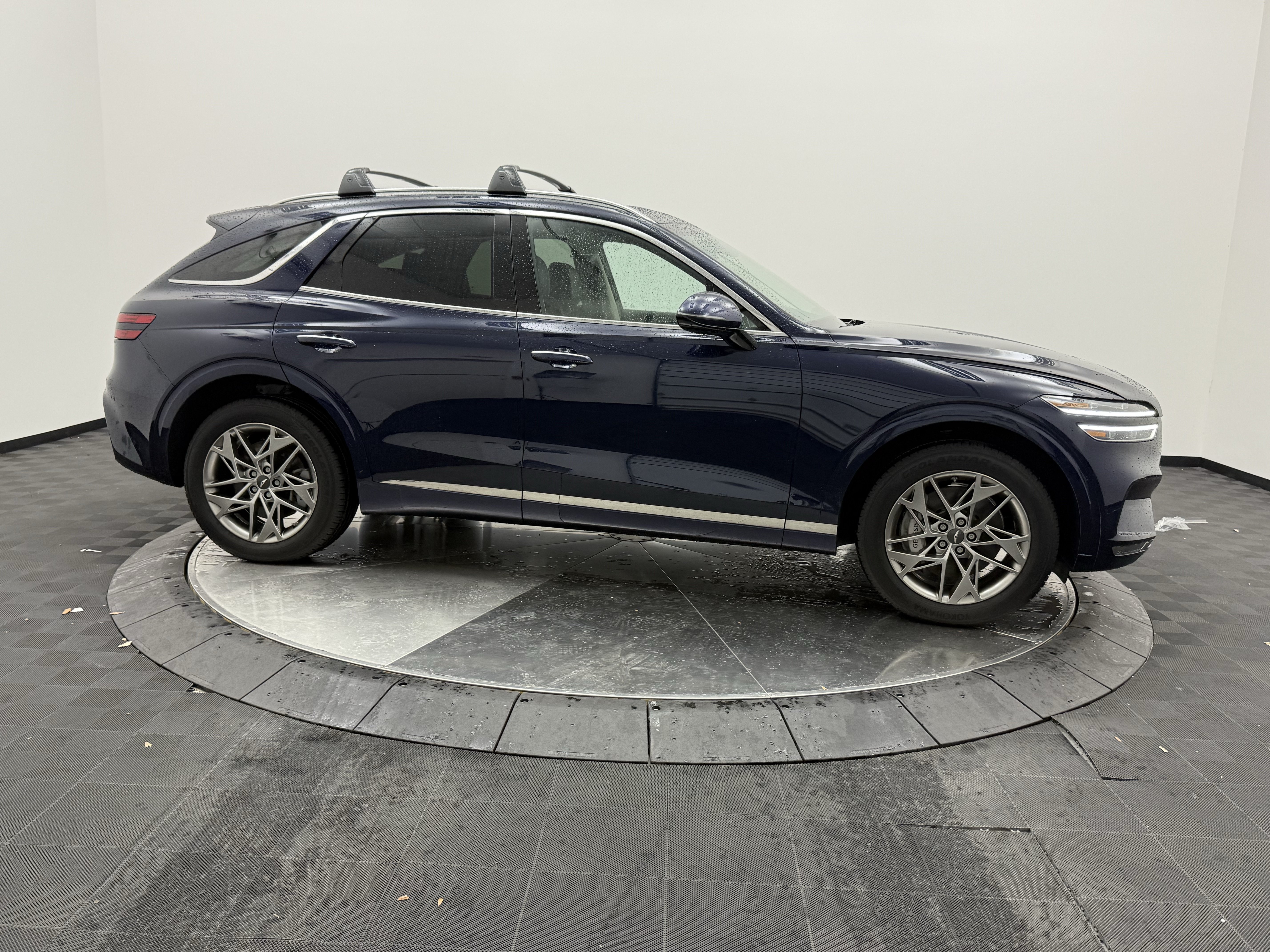 Used 2024 Genesis GV70 2.5T w/ Select Package AWD/4WD image 16