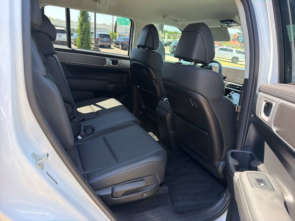 Certified 2026 Hyundai Santa Fe SEL FWD image 12