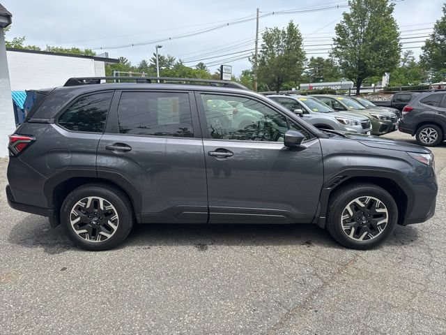 Certified 2025 Subaru Forester Premium AWD/4WD image 2