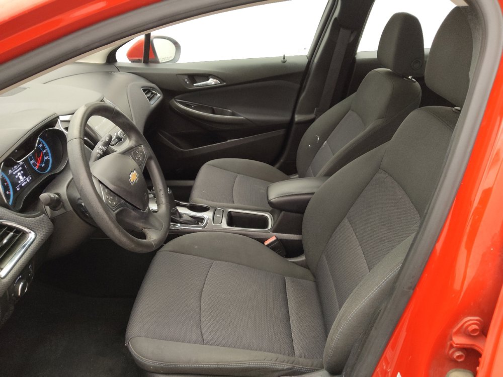Used 2017 Chevrolet Cruze LT w/ Convenience Package FWD image 17