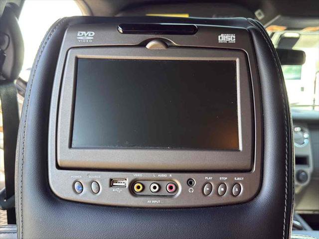 Used 2016 Ford Expedition EL Platinum image 29
