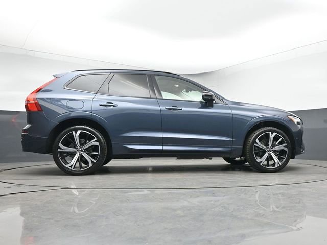 Used 2023 Volvo XC60 B5 Ultimate w/ Protection Package Premier FWD image 42