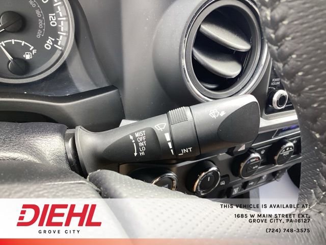 Used 2023 Toyota Tacoma TRD Off-Road image 34