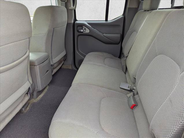 Used 2018 Nissan Frontier SV AWD/4WD image 24