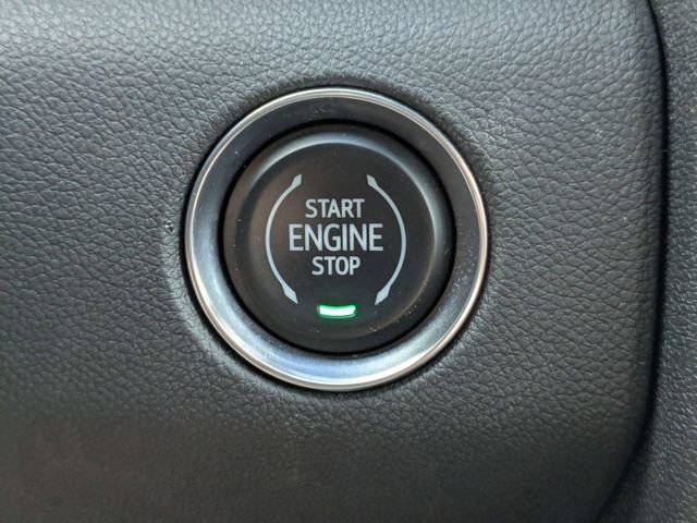 Used 2025 GMC Acadia Elevation image 25