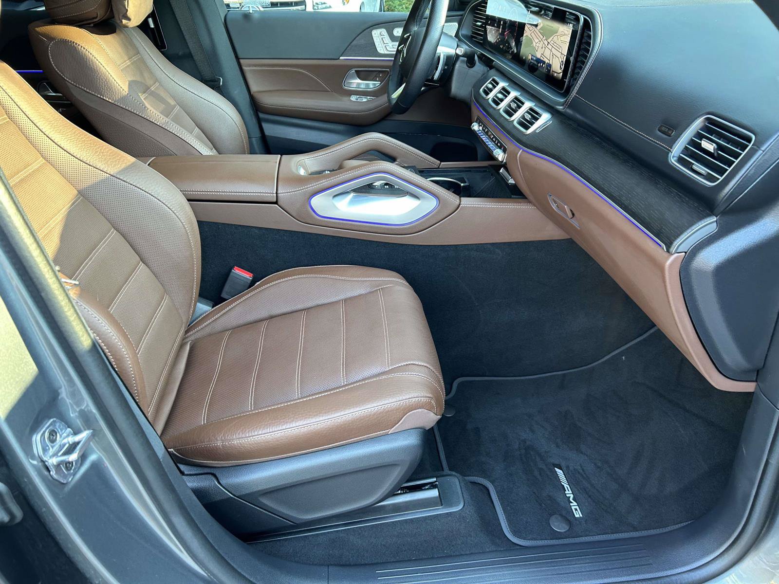 Certified 2025 Mercedes-Benz GLS 450 4MATIC w/ AMG Line Exterior image 52