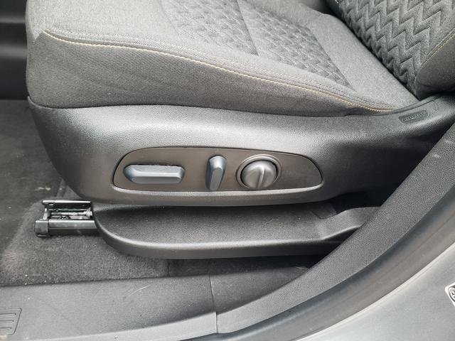 Used 2023 Chevrolet Equinox LT image 24