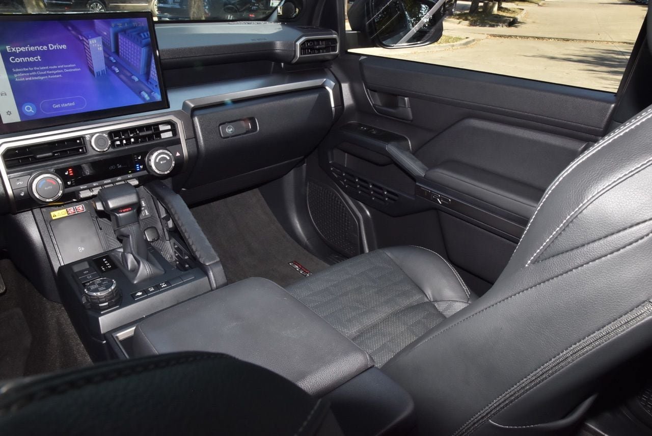 Used 2025 Toyota 4Runner TRD Off-Road Premium w/ Tow Technology Package AWD/4WD image 17